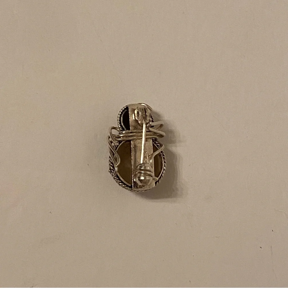 BROOCH PIN 925 STERLING SILVER LITTLE PUFFY BUG 4.2g